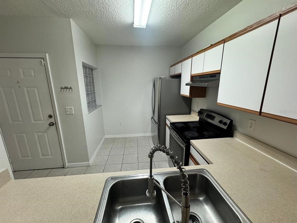6411 Cypressdale Drive - Photo 4