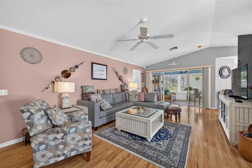 1019 Eagles Landing - Photo 9