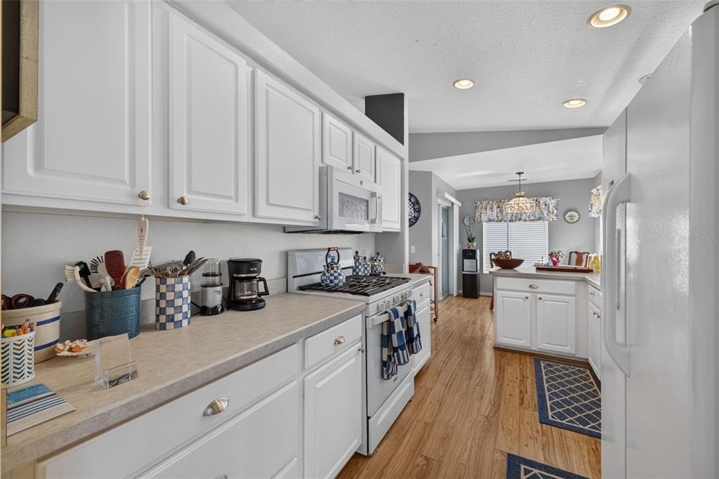 1019 Eagles Landing - Photo 12