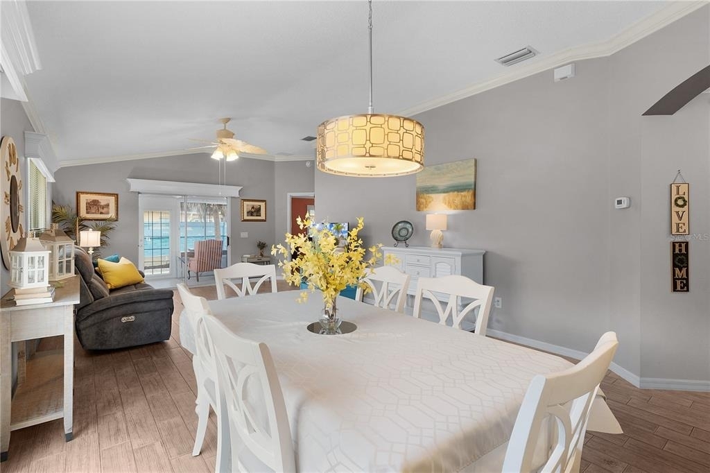 1536 Barnwell Place - Photo 5