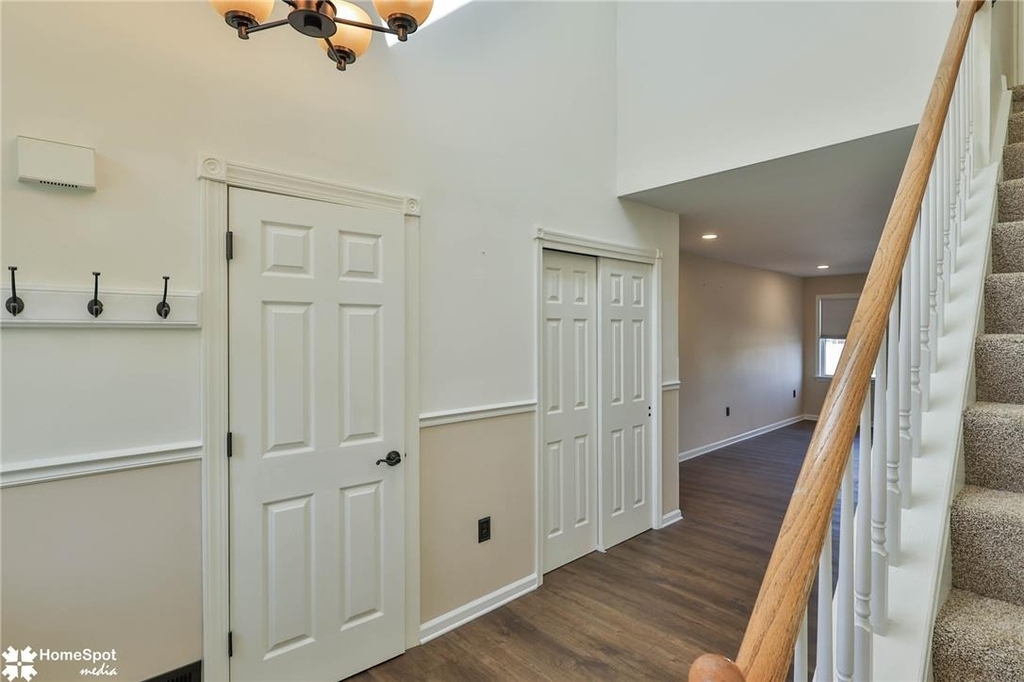 124 Stephanie Drive - Photo 3