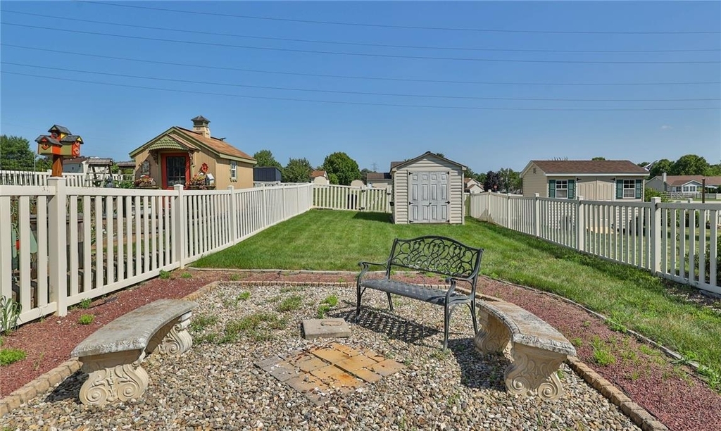 124 Stephanie Drive - Photo 33