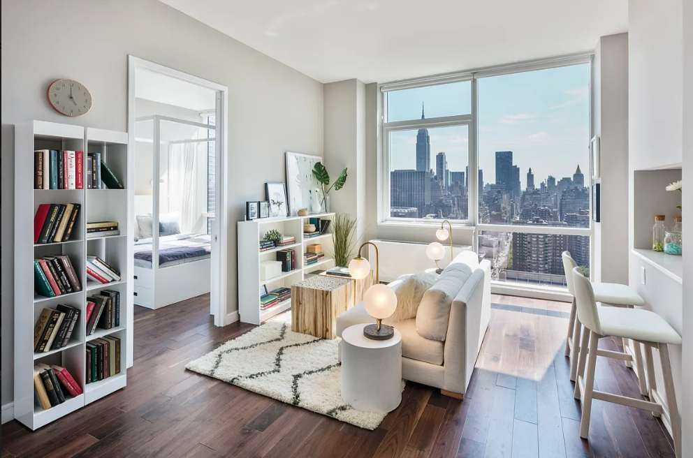 507 West 28th Street - Photo 0