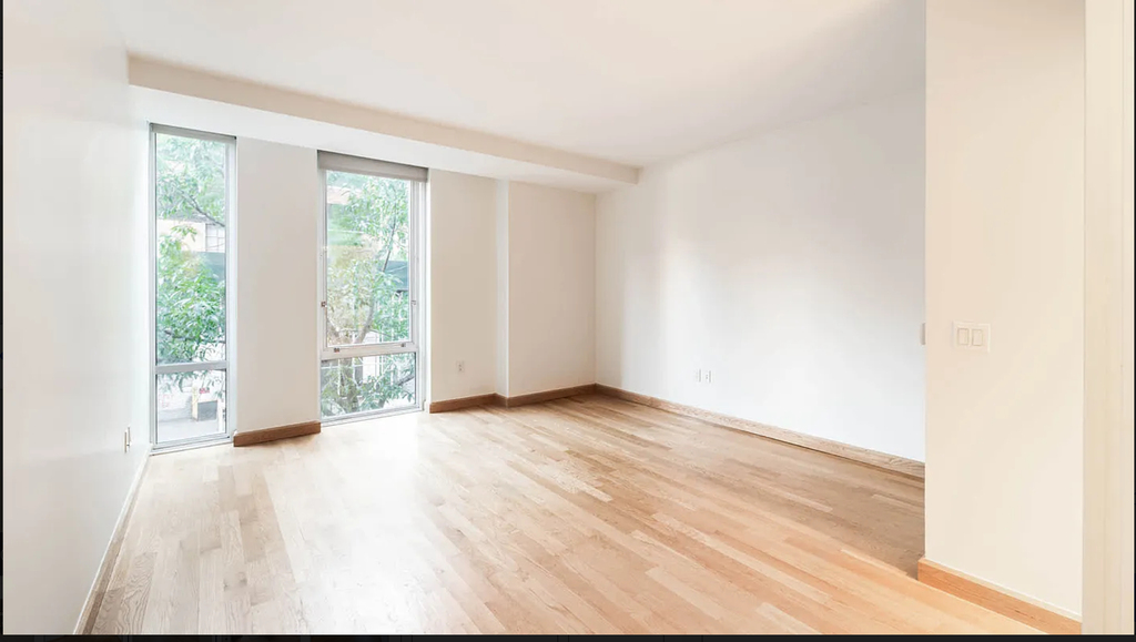 West 37th Street - Photo 5