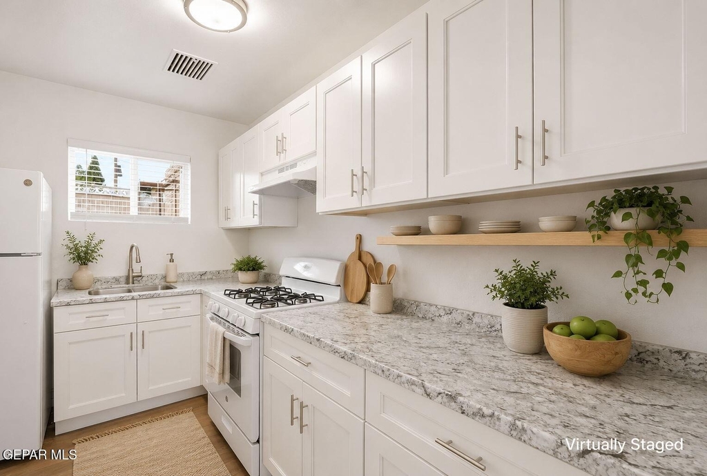 2413 Copper Avenue - Photo 13