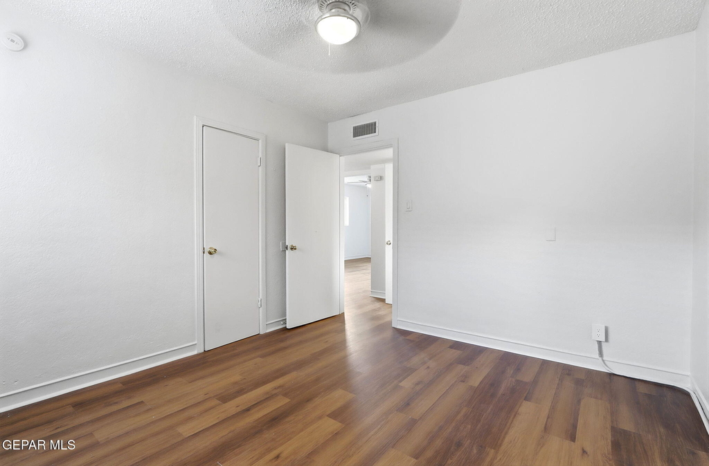 2413 Copper Avenue - Photo 21