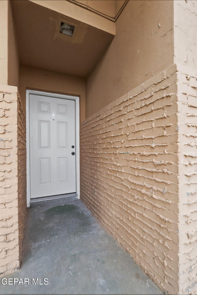 2413 Copper Avenue - Photo 6
