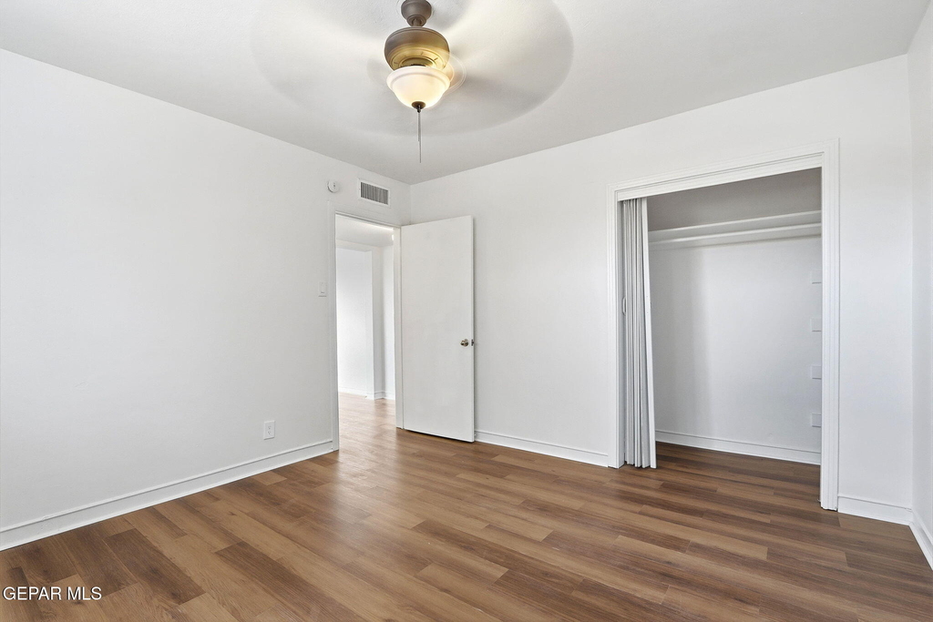 2413 Copper Avenue - Photo 18