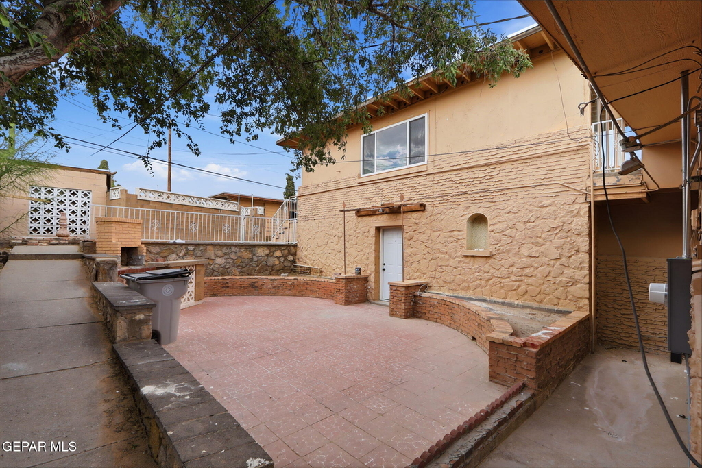 2413 Copper Avenue - Photo 25