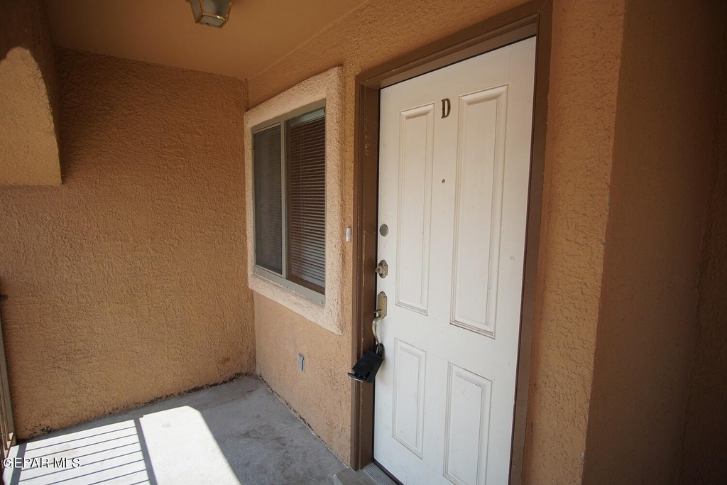 3400 Blue Earth Lane - Photo 2