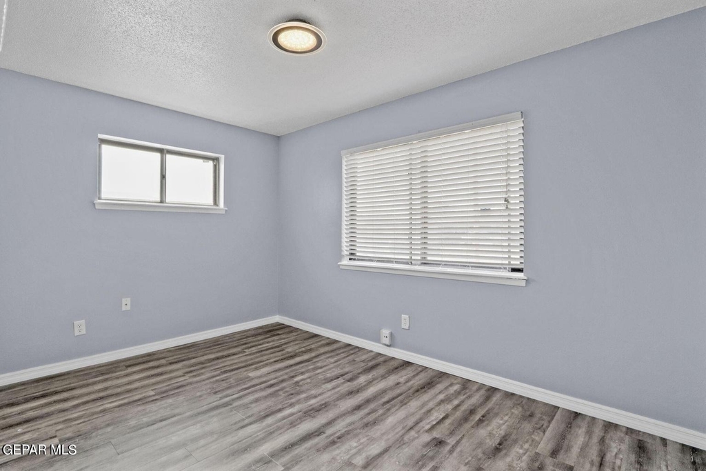 10222 Dunbarton Drive - Photo 17