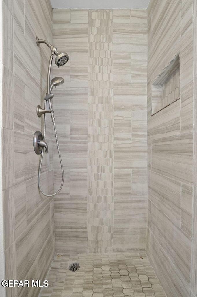 10222 Dunbarton Drive - Photo 14