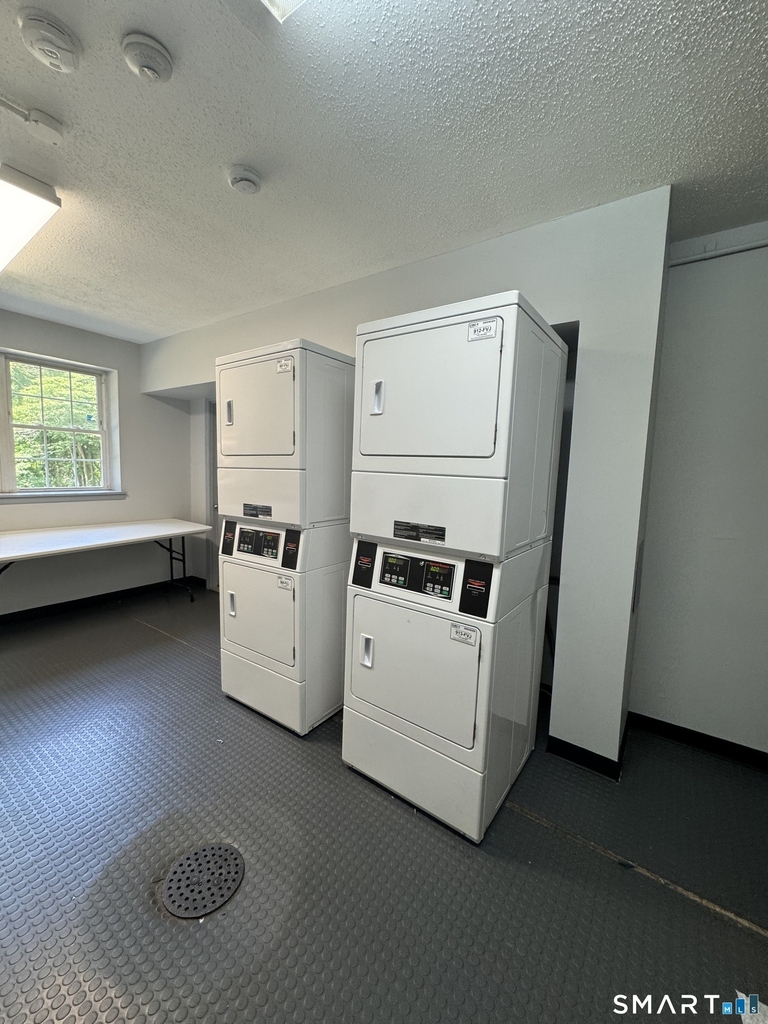 1070 New Haven Avenue - Photo 17