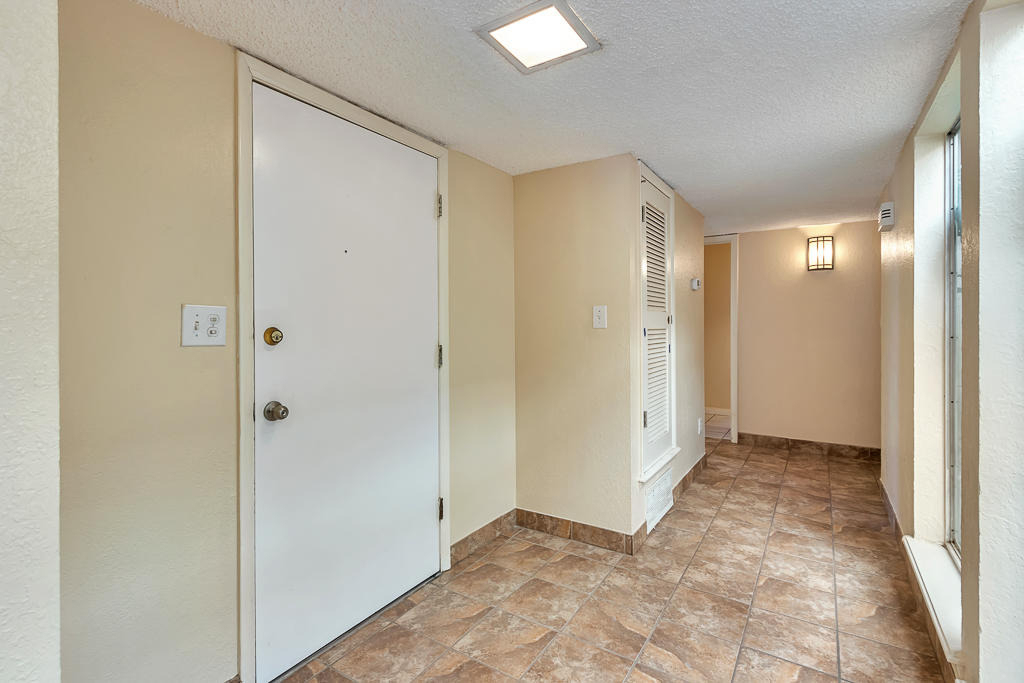 301 Los Nietos Court - Photo 13