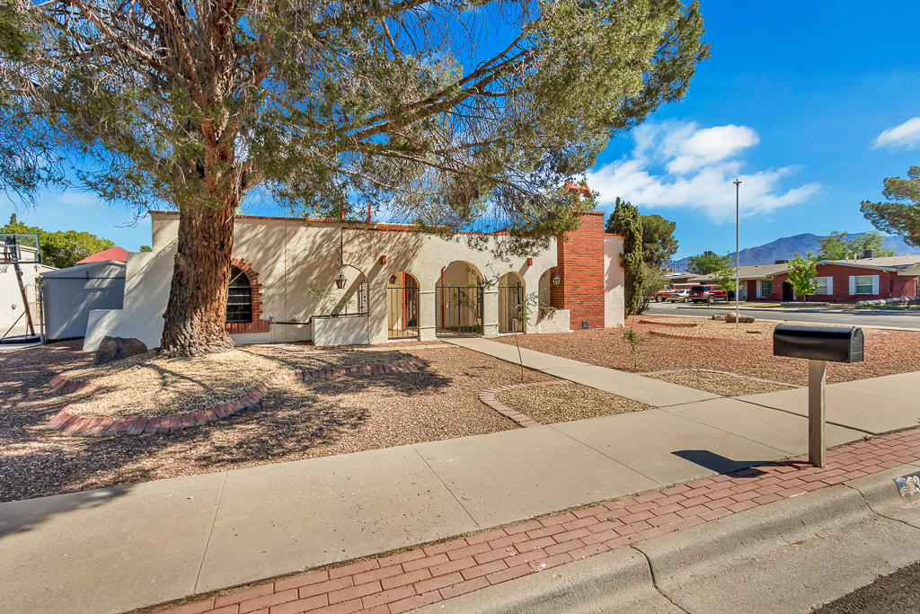 301 Los Nietos Court - Photo 1