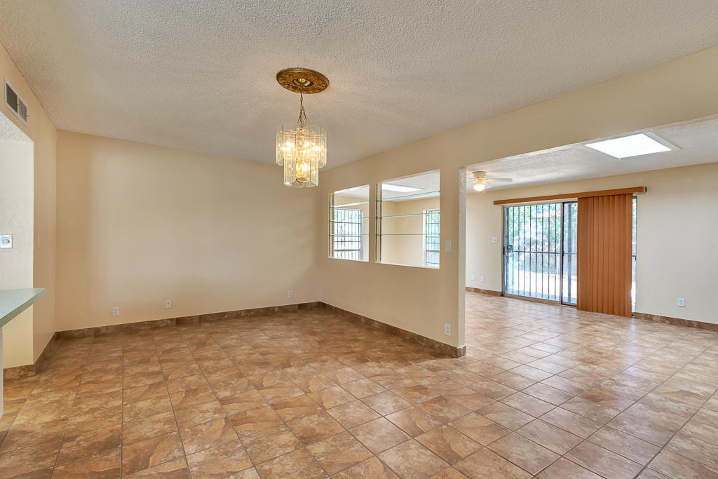 301 Los Nietos Court - Photo 16