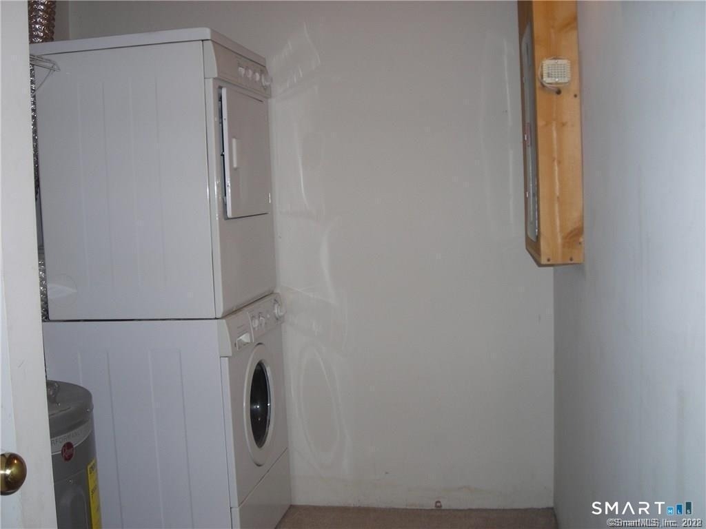 68 Thermos Avenue - Photo 9