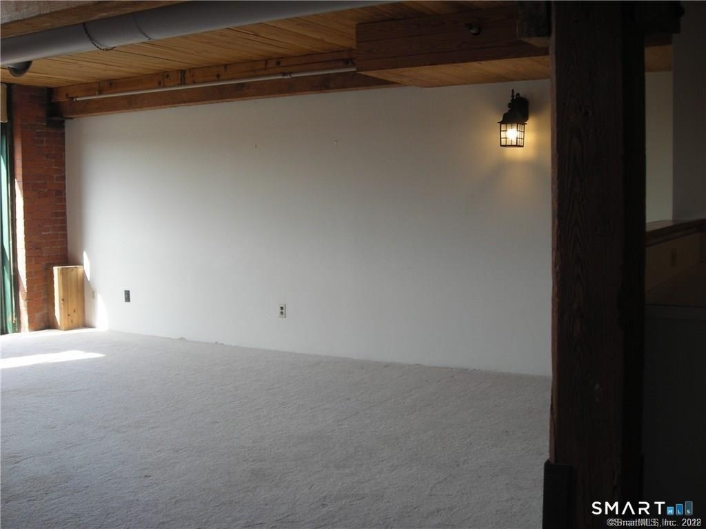 68 Thermos Avenue - Photo 6