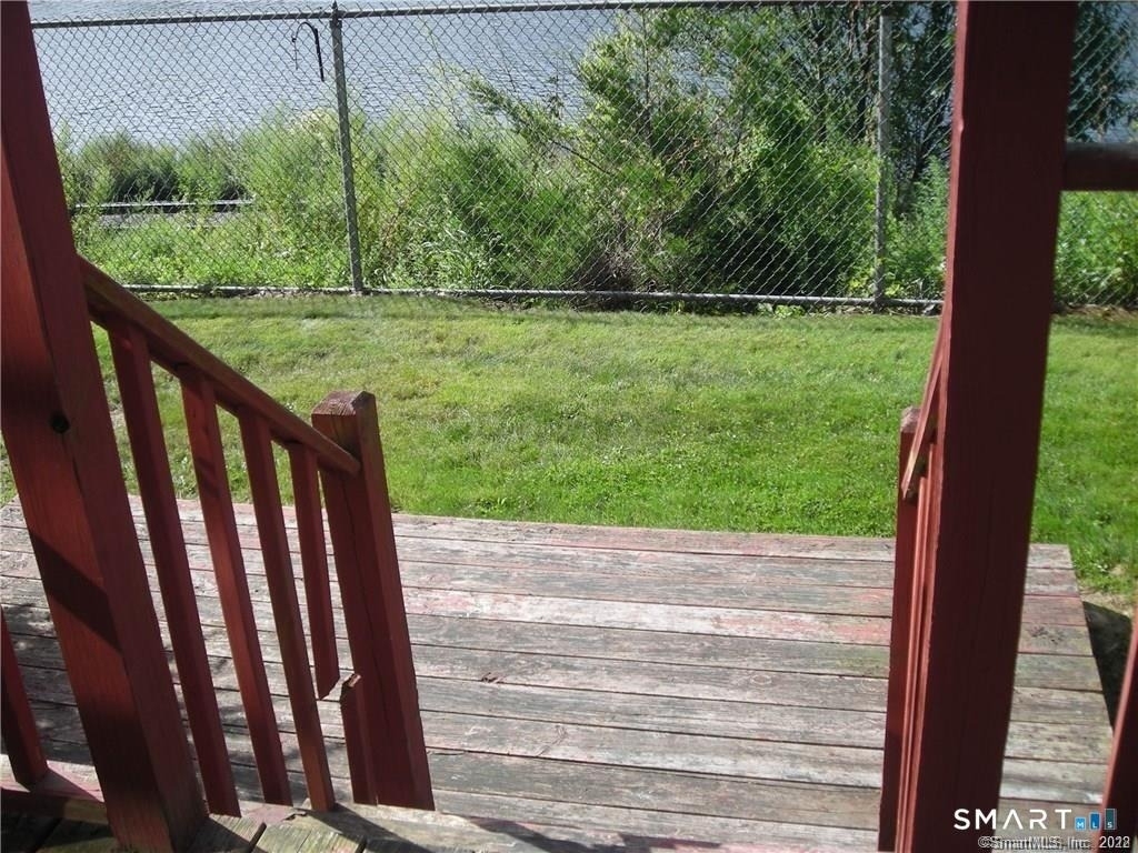68 Thermos Avenue - Photo 10