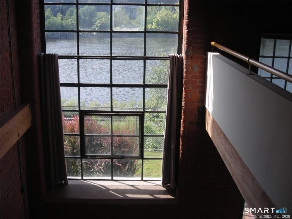 68 Thermos Avenue - Photo 3