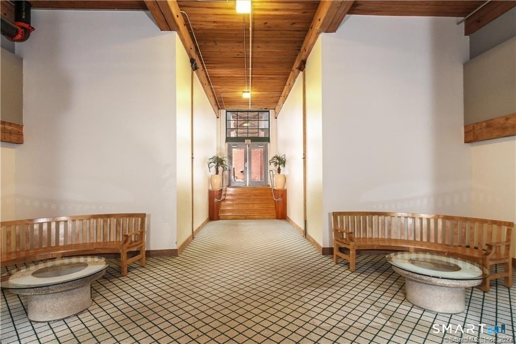 68 Thermos Avenue - Photo 1