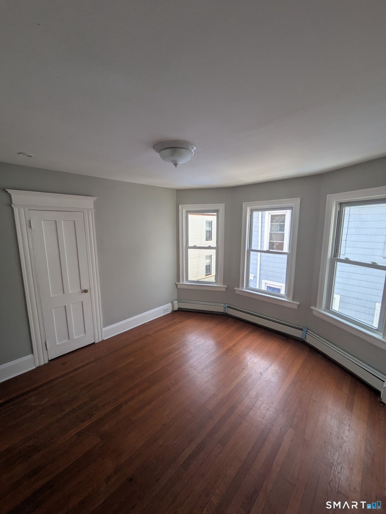 200 Ogden Street - Photo 5