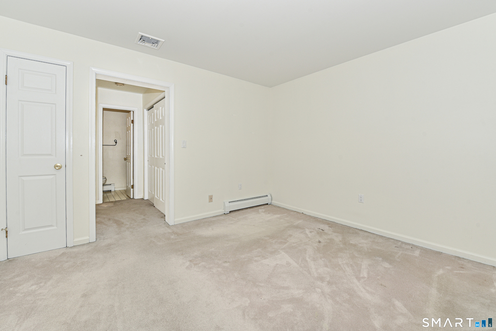 5 Moody Avenue - Photo 15