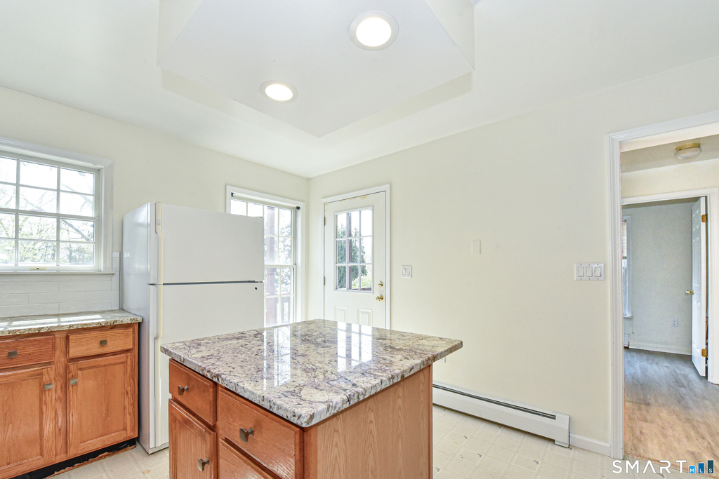 5 Moody Avenue - Photo 2