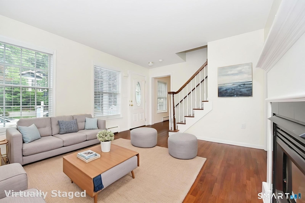 5 Moody Avenue - Photo 7