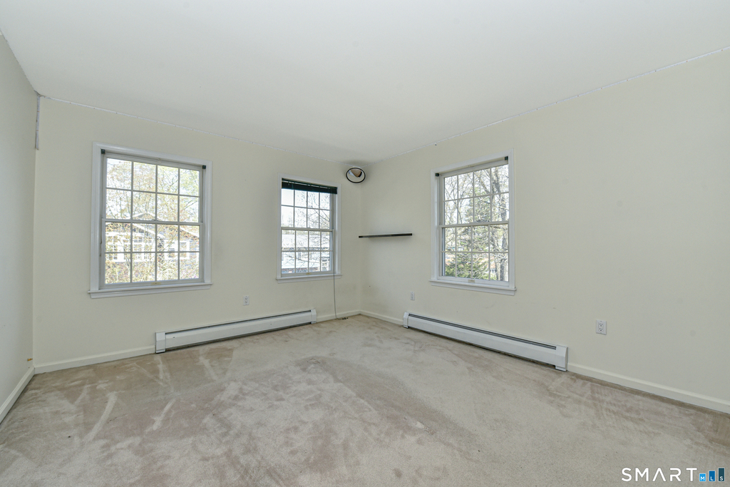 5 Moody Avenue - Photo 26