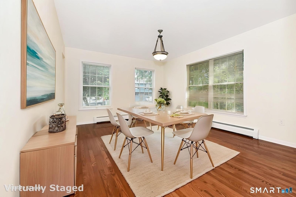 5 Moody Avenue - Photo 10