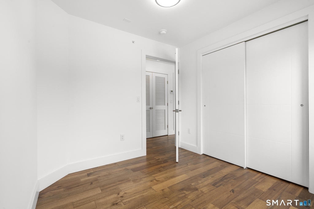 245 Main Street - Photo 14