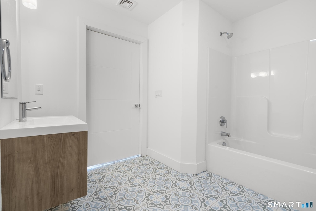 245 Main Street - Photo 26