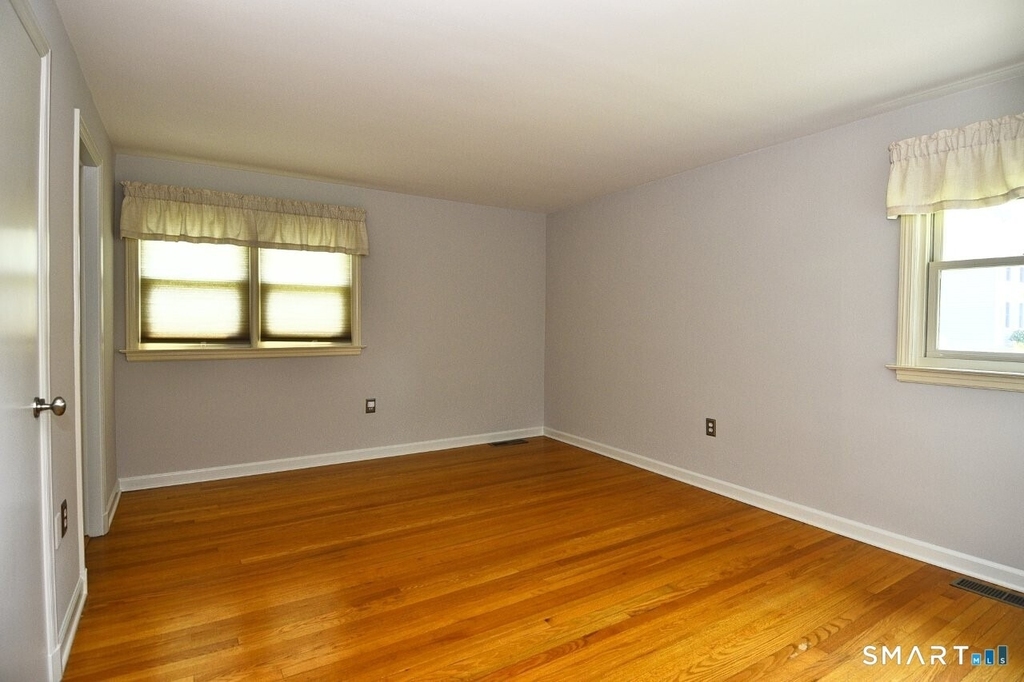 1 Romindon Court - Photo 19