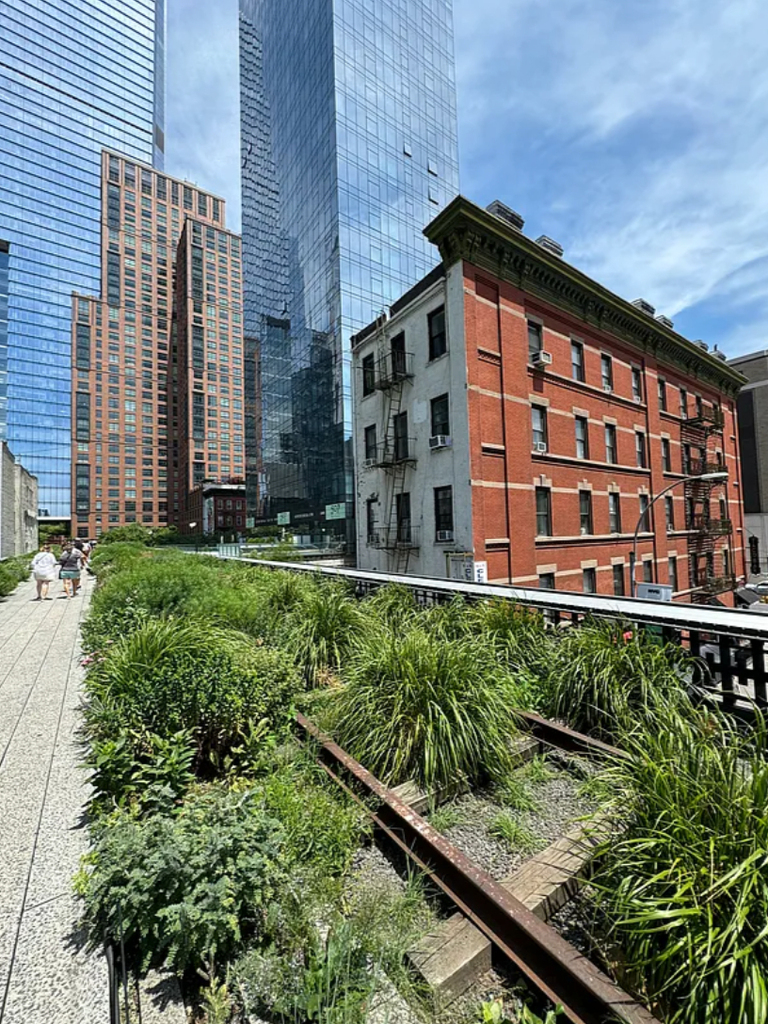 tenth ave - Photo 9