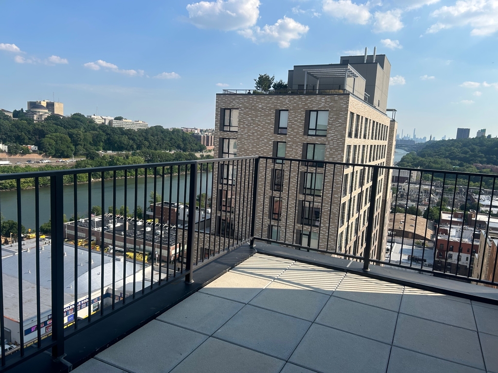 Inwood - Photo 4