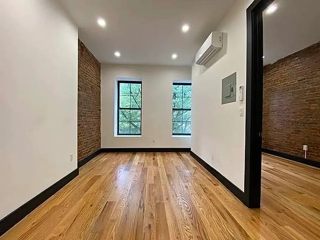 758 Putnam Avenue - Photo 0