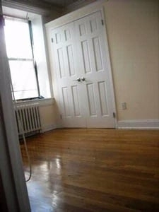 East 13th Street - Photo 6