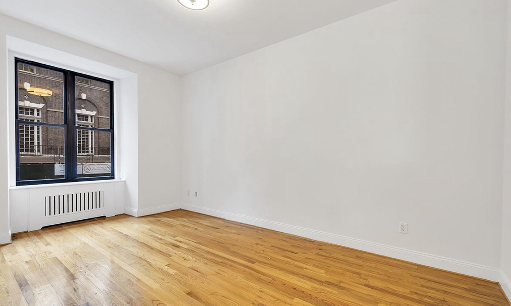 121 Madison Avenue - Photo 3