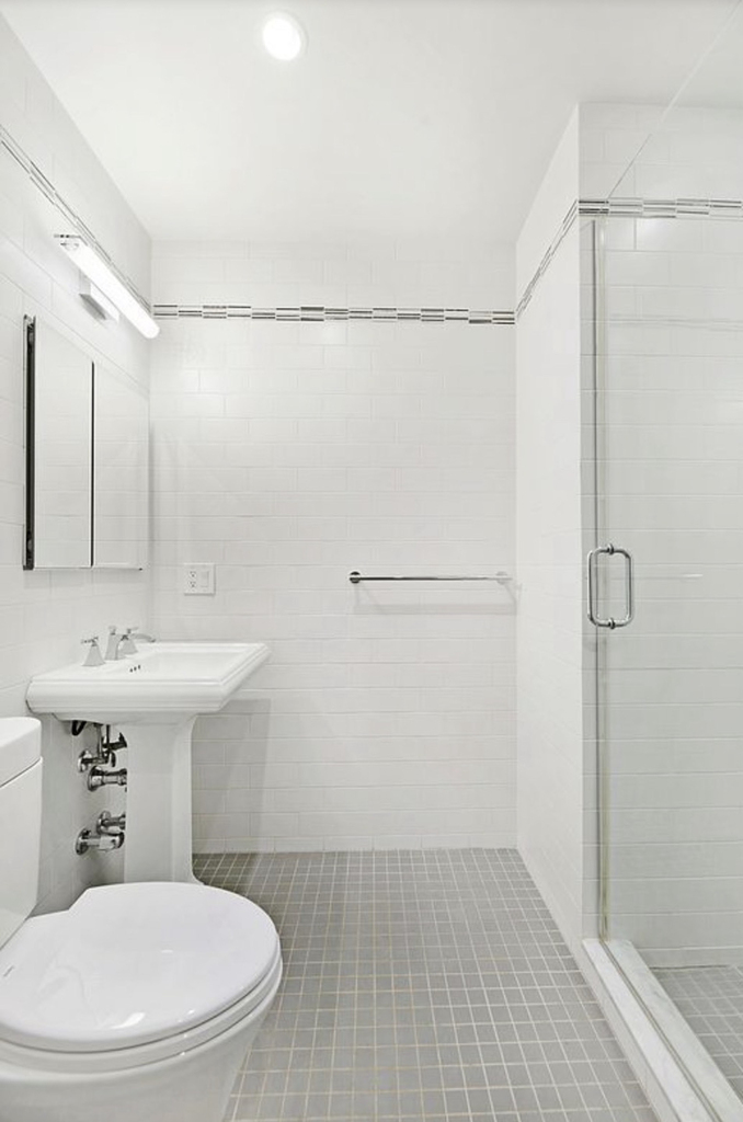 226 East 70th Street - Photo 5
