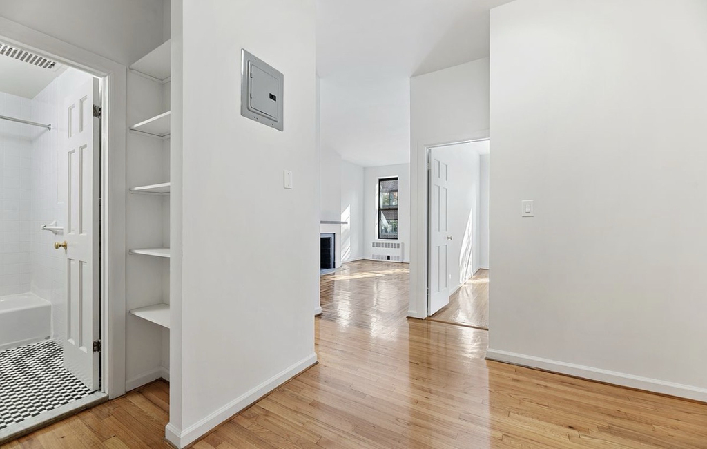 414 East 84th Street - Photo 2