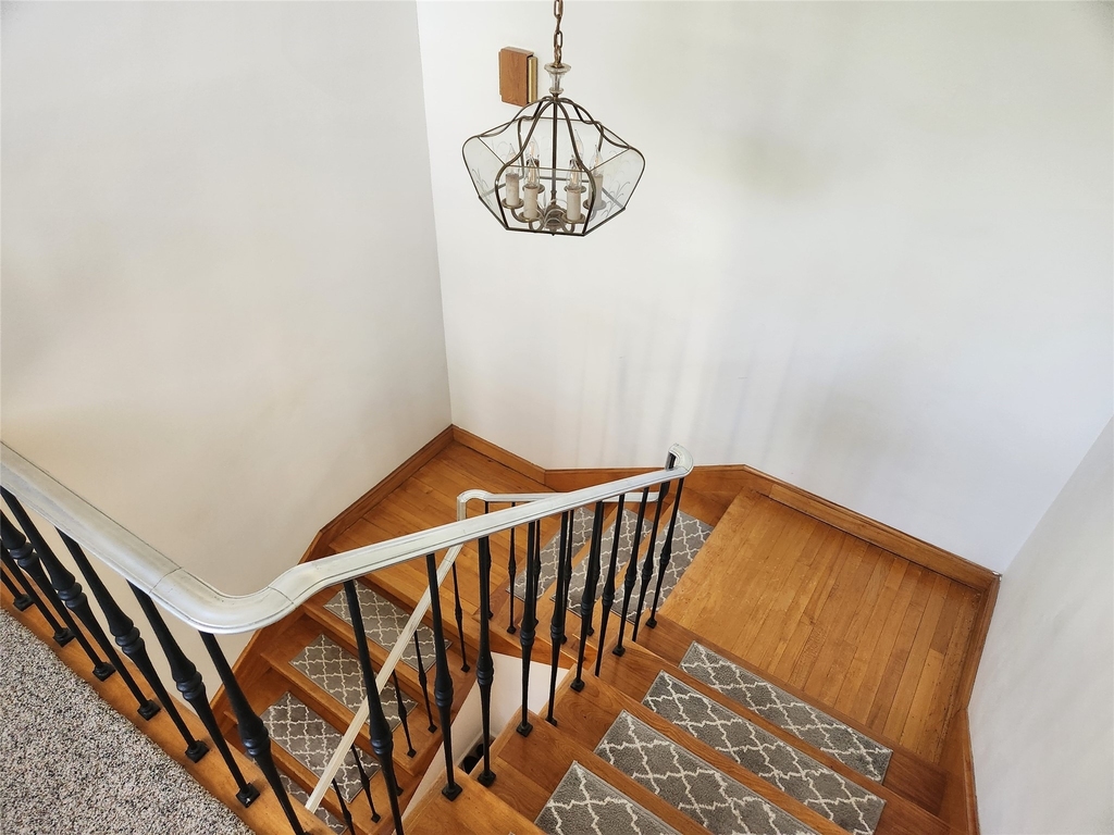 77 Riverside Drive - Photo 20