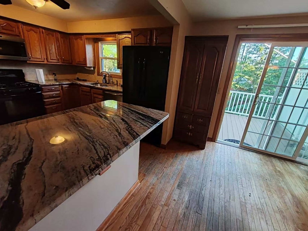 2028 Kim Drive - Photo 4