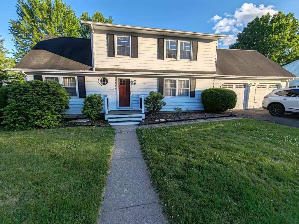 2028 Kim Drive - Photo 0