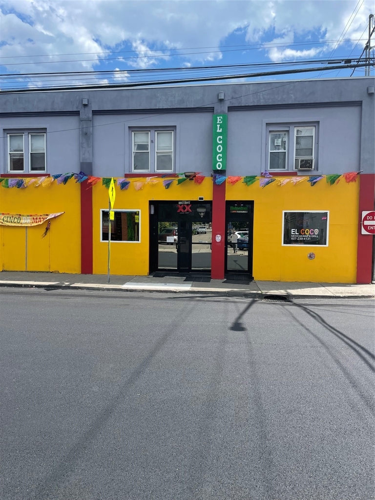 1304 Monroe Street - Photo 0