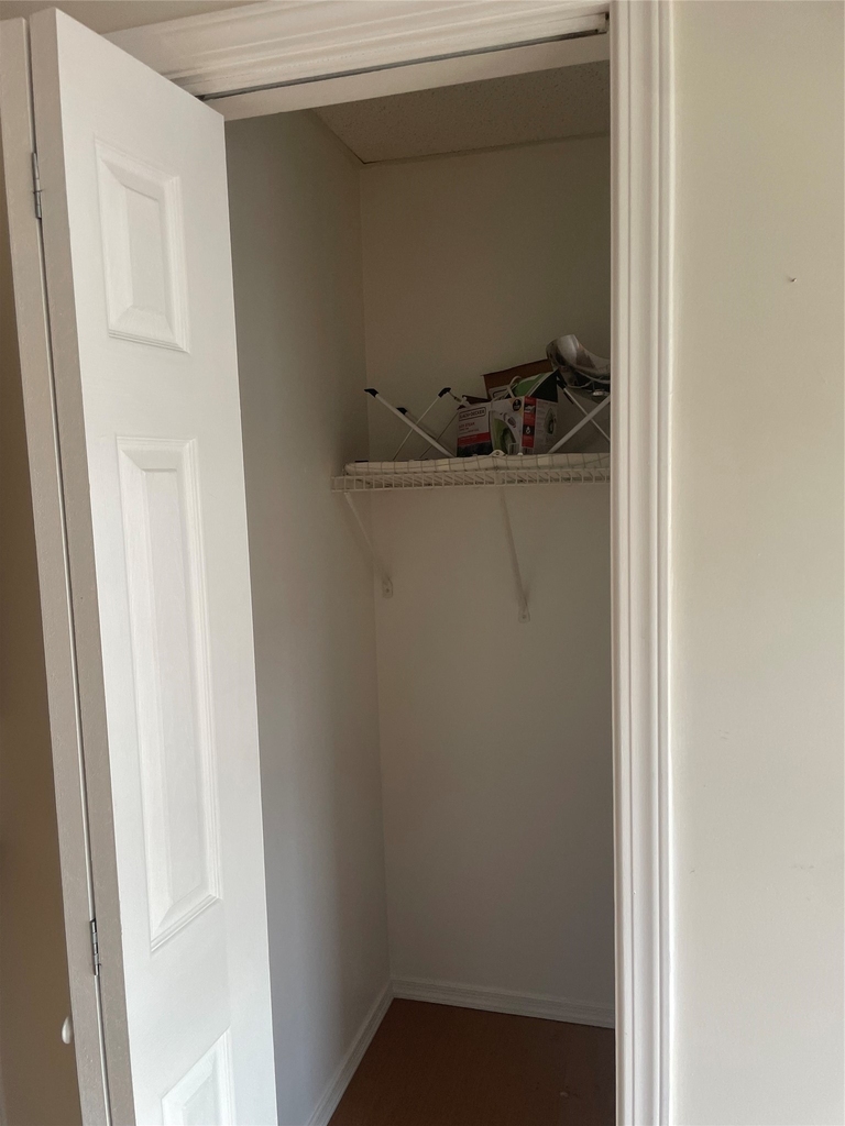 1304 Monroe Street - Photo 3