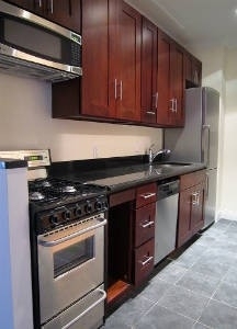 East 100th Street - Photo 0