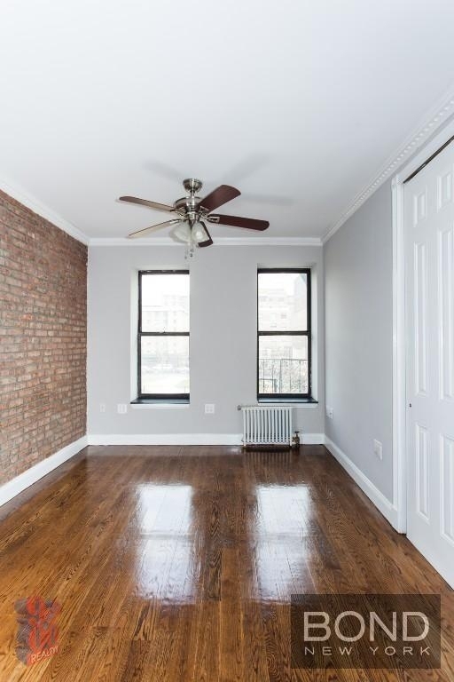 East 100th Street - Photo 1