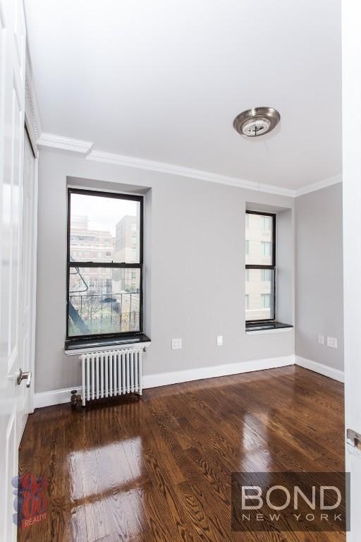 East 100th Street - Photo 3
