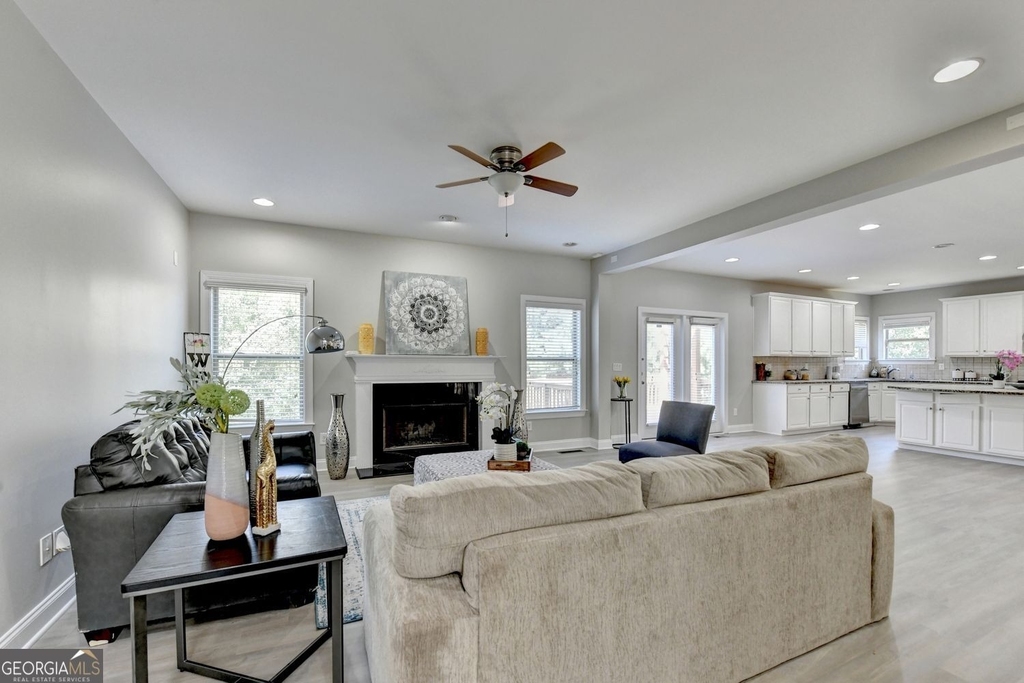 4805 Shelbourne Drive - Photo 15